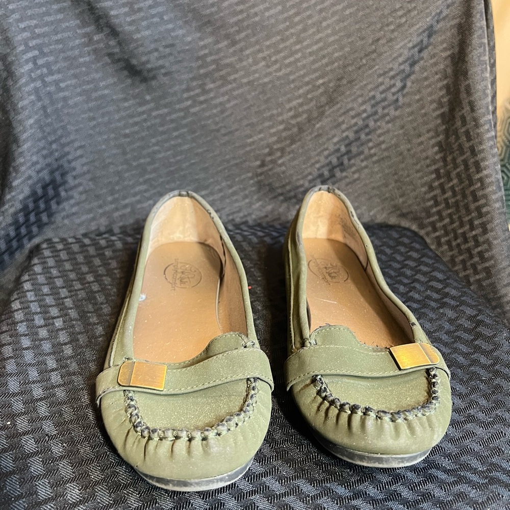 Life Stride Olive Green Loafers